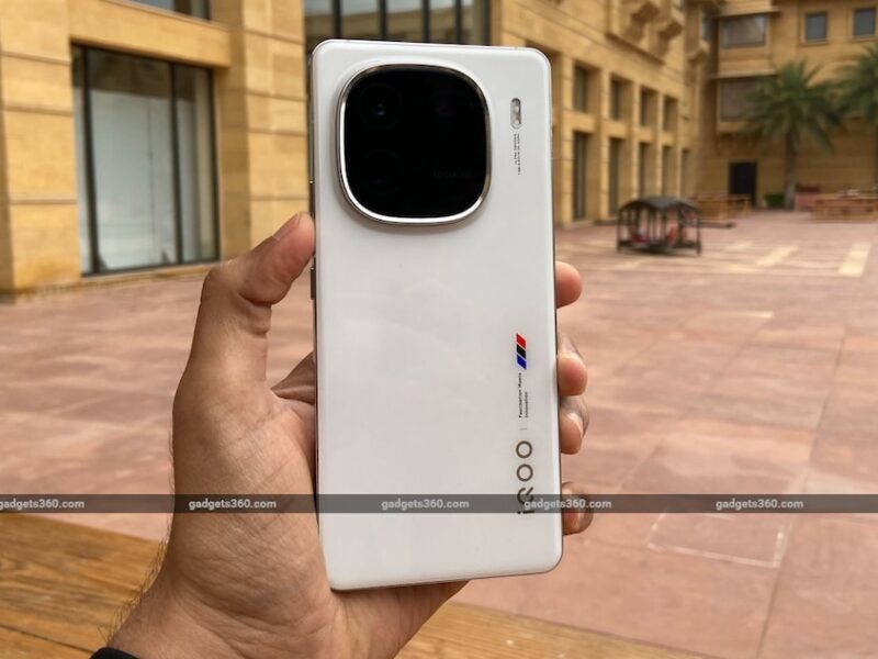 iQOO 13 India Launch Date Leaked as Handset Surfaces on Geekbench With Snapdragon 8 Gen 4 Chipset